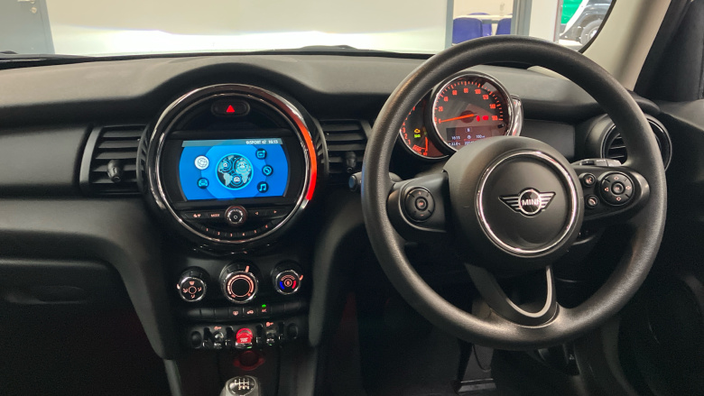 MINI Hatchback 1.5 One Classic II 5dr Petrol Hatchback